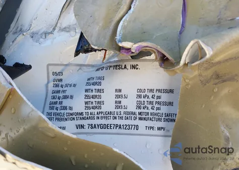 2023 Tesla Model Y Awd/Long Range Dual Motor All-Wheel Drive from USA, damaged, VIN 7SAYGDEE7PA123770